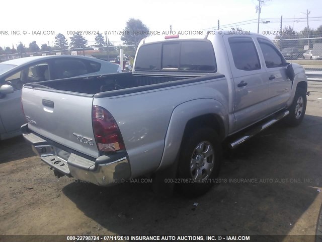 3TMJU62N07M031485 - 2007 TOYOTA TACOMA DOUBLE CAB PRERUNNER SILVER photo 4