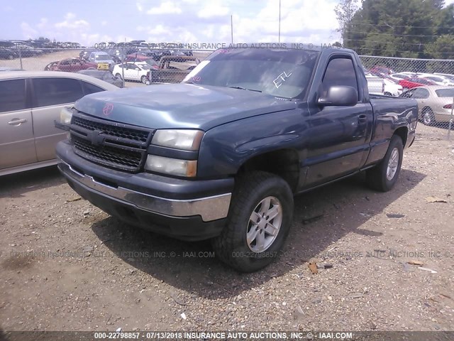 1GCEC14XX7Z178790 - 2007 CHEVROLET SILVERADO C1500 CLASSIC BLUE photo 2