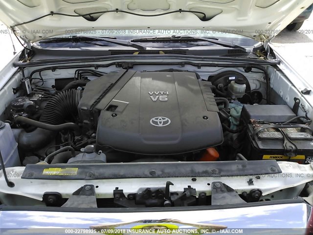 5TFJU4GN6CX018984 - 2012 TOYOTA TACOMA DOUBLE CAB PRERUNNER WHITE photo 10