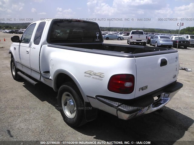 1FTRX08L3YKA02648 - 2000 FORD F150 WHITE photo 3