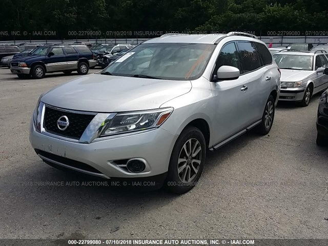 5N1AR2MM4DC666202 - 2013 NISSAN PATHFINDER S/SV/SL/PLATINUM 银色 照片 2
