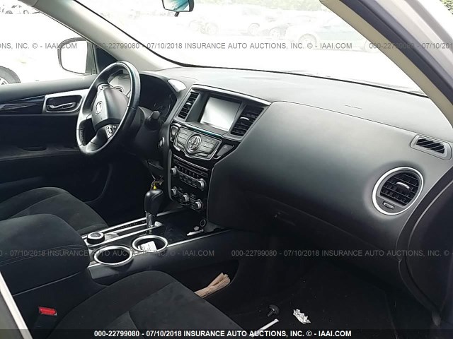 5N1AR2MM4DC666202 - 2013 NISSAN PATHFINDER S/SV/SL/PLATINUM 银色 照片 5