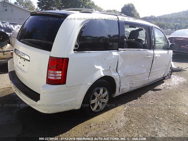 2A8HR54P78R752950 - 2008 CHRYSLER TOWN & COUNTRY TOURING WHITE photo 4