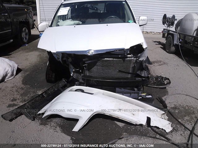 2A8HR54P78R752950 - 2008 CHRYSLER TOWN & COUNTRY TOURING WHITE photo 6