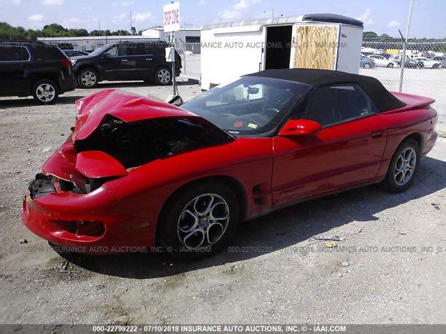 2G2FS32KX22122293 - 2002 PONTIAC FIREBIRD RED photo 2