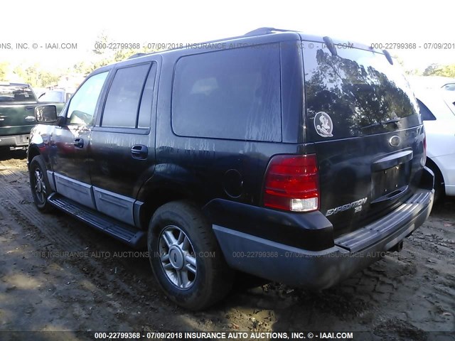 1FMRU15W64LA03953 - 2004 FORD EXPEDITION XLT BLACK photo 3