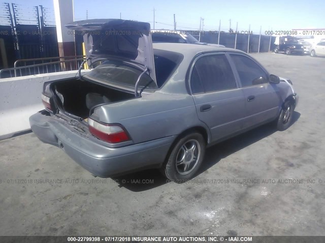 1NXBA02E6VZ531892 - 1997 TOYOTA COROLLA CE GRAY photo 4