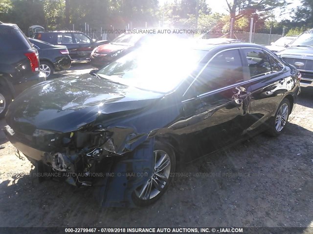 4T1BF1FKXHU441169 - 2017 TOYOTA CAMRY LE/XLE/SE/XSE 黑色 照片 2