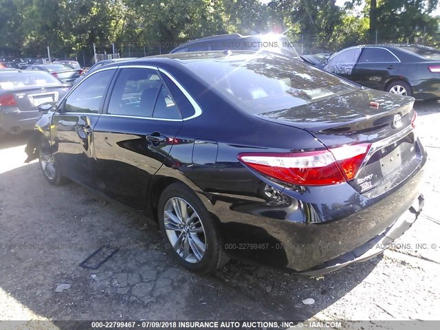 4T1BF1FKXHU441169 - 2017 TOYOTA CAMRY LE/XLE/SE/XSE 黑色 照片 3