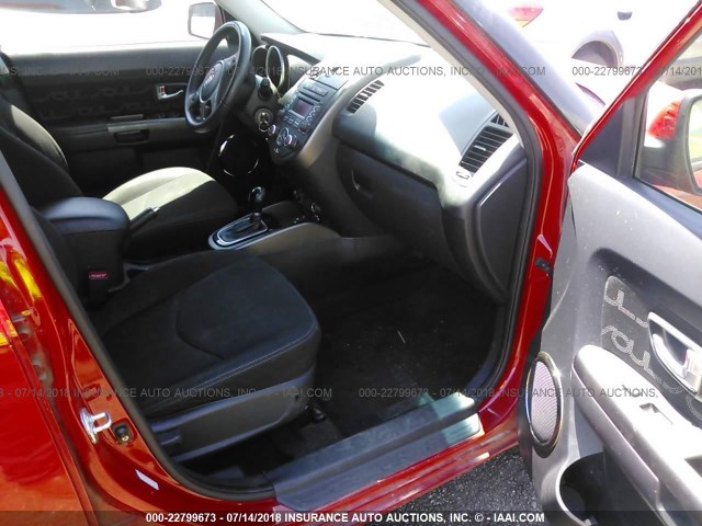 KNDJT2A66C7466506 - 2012 KIA SOUL +/!/SPORT RED photo 5