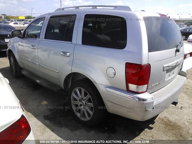 1A8HX58237F526754 - 2007 CHRYSLER ASPEN LIMITED SILVER photo 3