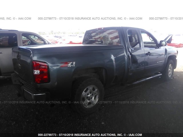 2GCEK19J271639769 - 2007 CHEVROLET SILVERADO K1500 BLUE photo 4