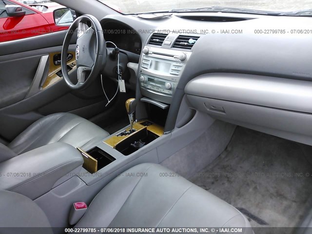 JTNBK46K473018525 - 2007 TOYOTA CAMRY NEW GENERAT LE/XLE/SE GRAY photo 5