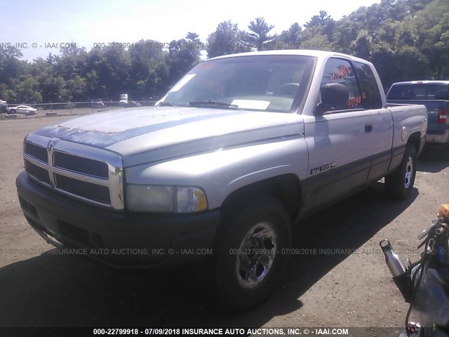 1B7HC13Y6YJ173478 - 2000 DODGE RAM 1500 SILVER photo 2