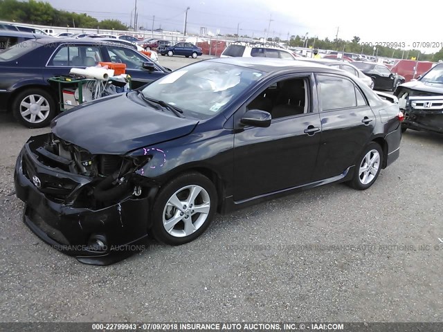 5YFBU4EEXDP219388 - 2013 TOYOTA COROLLA S/LE BLACK photo 2