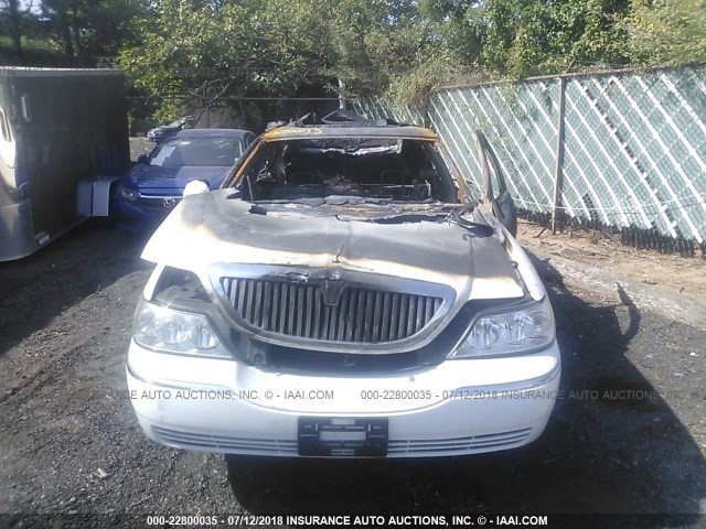 1L1FM88W65Y665772 - 2005 LINCOLN TOWN CAR EXECUTIVE WHITE photo 6
