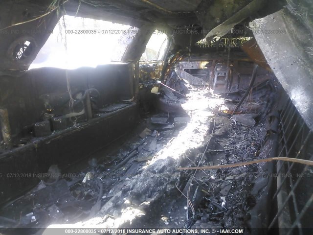 1L1FM88W65Y665772 - 2005 LINCOLN TOWN CAR EXECUTIVE WHITE photo 8