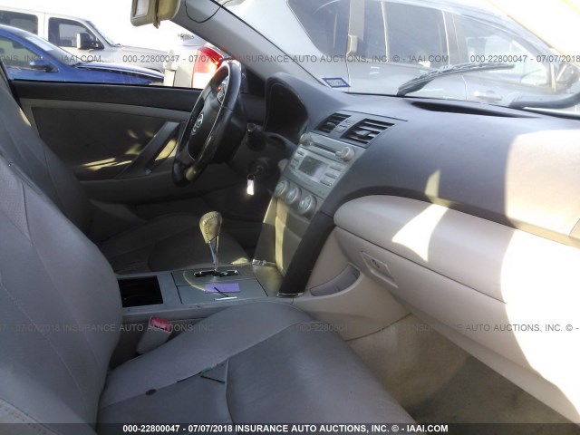 4T1BE46K77U007116 - 2007 TOYOTA CAMRY NEW GENERAT CE/LE/XLE/SE BLUE photo 5