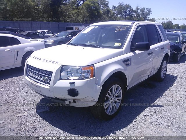 SALFT24N49H116392 - 2009 LAND ROVER LR2 HSE TECHNOLOGY WHITE photo 2