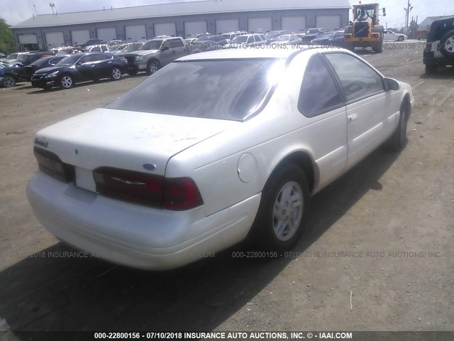 1FALP62W7TH100900 - 1996 FORD THUNDERBIRD LX WHITE photo 4