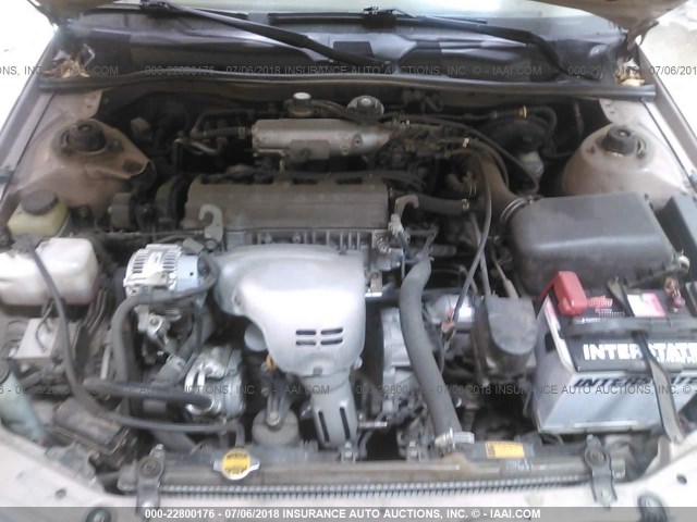 JT2BG22K6W0159489 - 1998 TOYOTA CAMRY CE/LE/XLE ოქროსფერი ფოტო 10