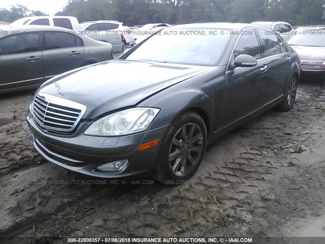 WDDNG86X37A105131 - 2007 MERCEDES-BENZ S 550 4MATIC GRAY photo 2