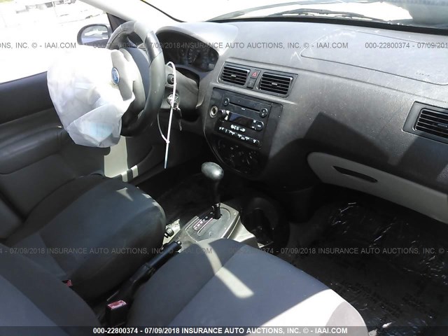 1FAFP34N67W243970 - 2007 FORD FOCUS ZX4/S/SE/SES 银色 照片 5