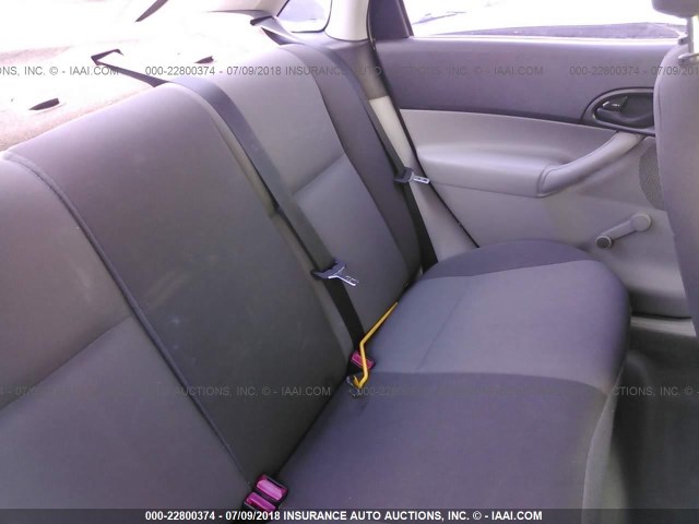 1FAFP34N67W243970 - 2007 FORD FOCUS ZX4/S/SE/SES 银色 照片 8