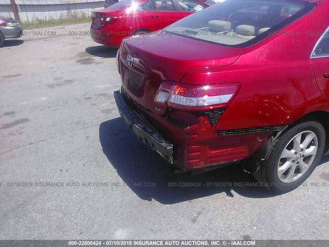 4T4BF3EK5BR101096 - 2011 TOYOTA CAMRY SE/LE/XLE RED photo 6