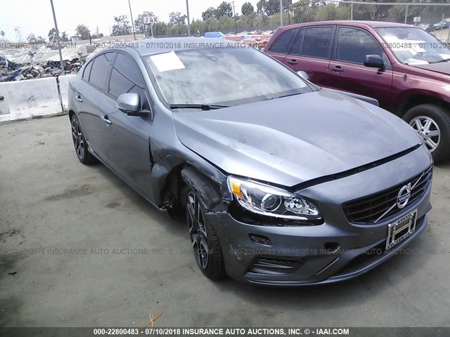 YV126MFL2J2453164 - 2018 VOLVO S60 DYNAMIC GRAY photo 1