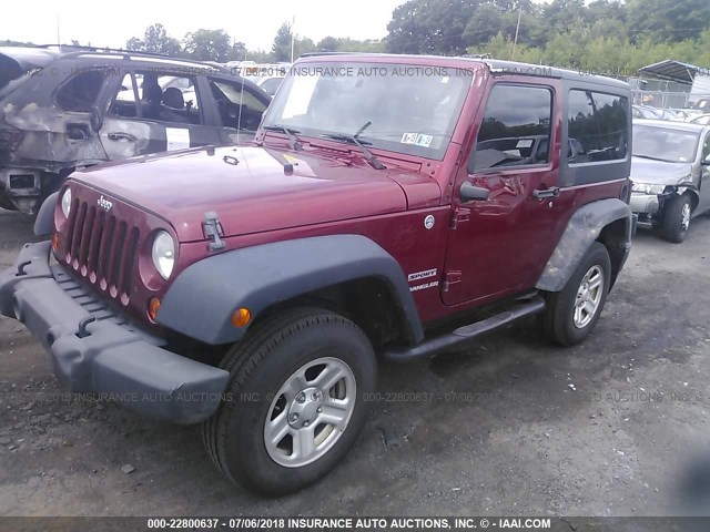 1C4AJWAG6DL574641 - 2013 JEEP WRANGLER SPORT RED photo 2