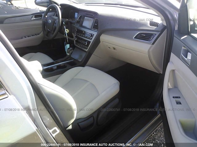 5NPE24AA2GH399926 - 2016 HYUNDAI SONATA ECO SILVER photo 5