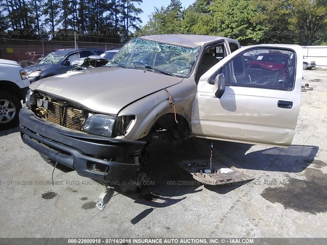 5TESN92N82Z041695 - 2002 TOYOTA TACOMA XTRACAB PRERUNNER GOLD photo 2