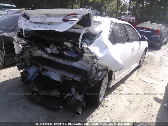 4T1BF1FK3EU473389 - 2014 TOYOTA CAMRY L/SE/LE/XLE 白色 照片 4