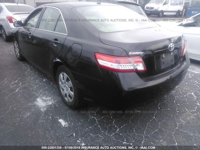 4T1BF3EK9BU726191 - 2011 TOYOTA CAMRY SE/LE/XLE შავი ფოტო 3