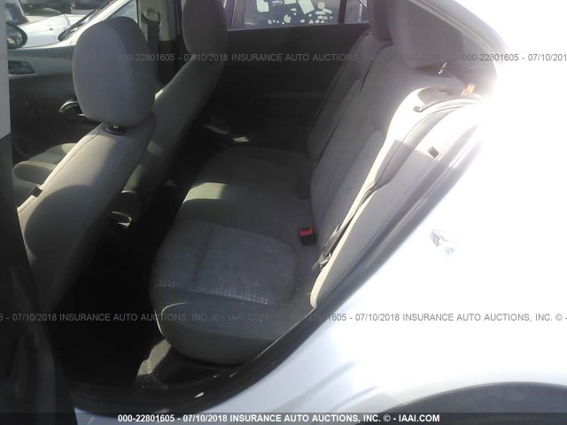 1G1JA5SH5G4174062 - 2016 CHEVROLET SONIC LS 白色 照片 8