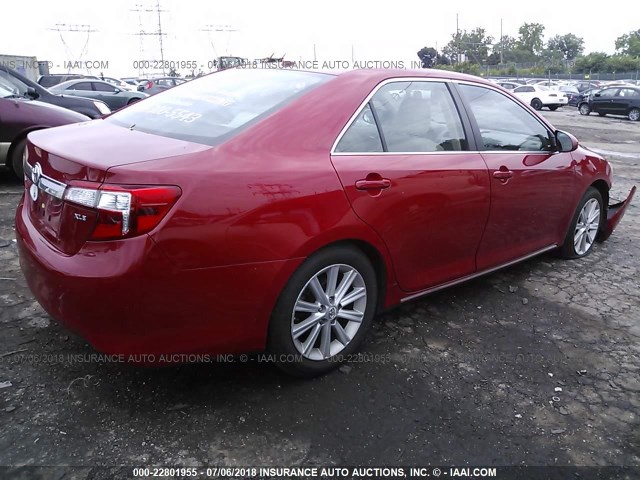 4T4BF1FK4CR165439 - 2012 TOYOTA CAMRY SE/LE/XLE RED photo 4