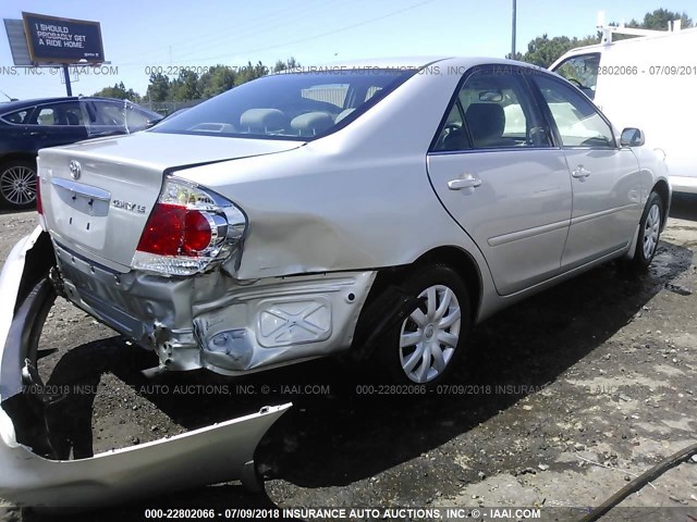 4T1BE30K85U993224 - 2005 TOYOTA CAMRY LE/XLE/SE Gümüş foto 4