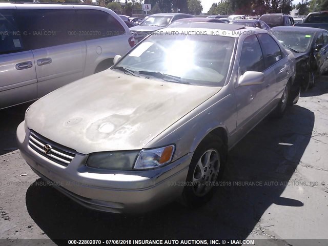 4T1BF22K3VU910111 - 1997 TOYOTA CAMRY CE/LE/XLE GOLD photo 2