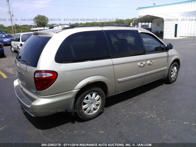 2A4GP54L16R877570 - 2006 CHRYSLER TOWN & COUNTRY TOURING GOLD photo 4