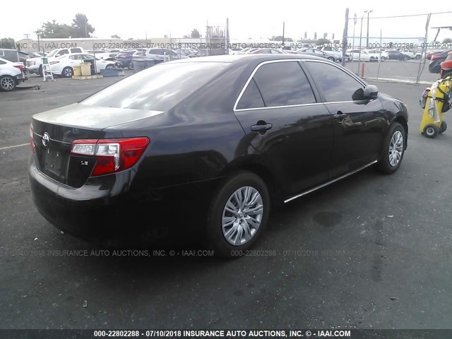 4T1BF1FK5EU380714 - 2014 TOYOTA CAMRY L/SE/LE/XLE Qara foto 4