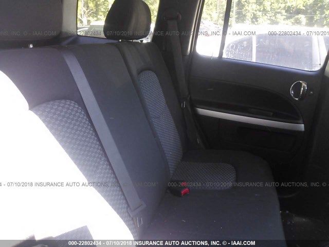 3GNCA13D78S710846 - 2008 CHEVROLET HHR LS შავი ფოტო 8