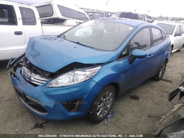 3FADP4BJ0CM219185 - 2012 FORD FIESTA SE BLUE photo 2