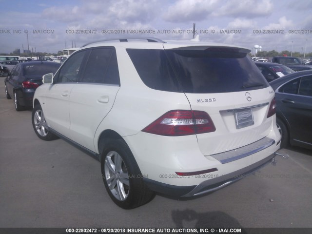 4JGDA5HB7CA074107 - 2012 MERCEDES-BENZ ML 350 4MATIC WHITE photo 3