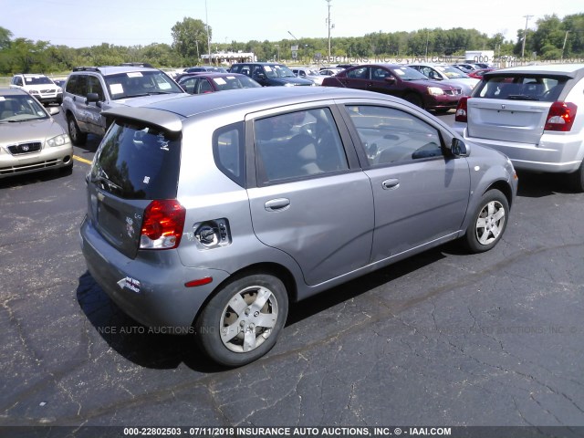 KL1TD66697B777220 - 2007 CHEVROLET AVEO LS GRAY photo 4