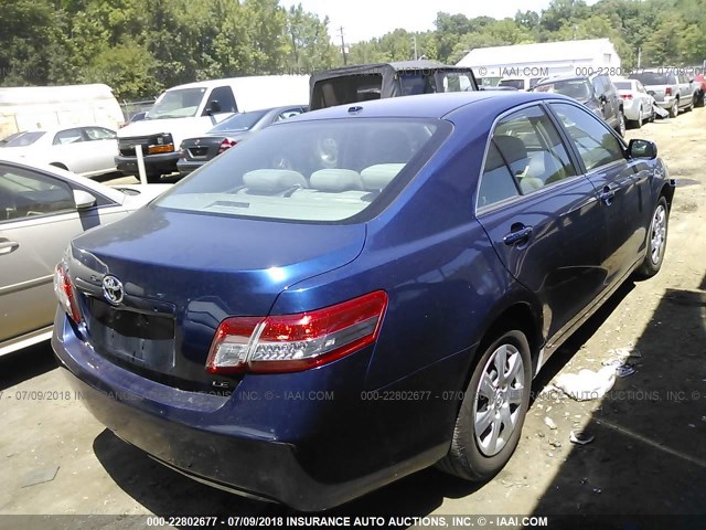 4T1BF3EK5BU584079 - 2011 TOYOTA CAMRY SE/LE/XLE BLUE photo 4