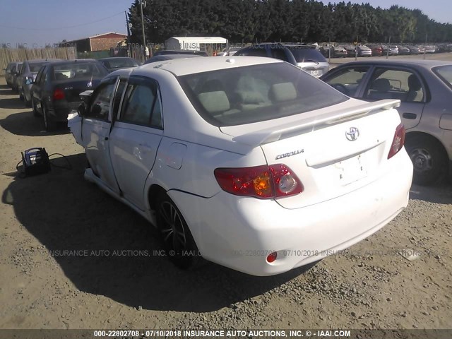 JTDBL40E49J026563 - 2009 TOYOTA COROLLA LE/XLE WHITE photo 3