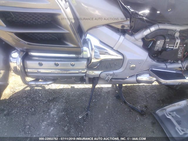 1HFSC47F96A511393 - 2006 HONDA GL1800 GRAY photo 9