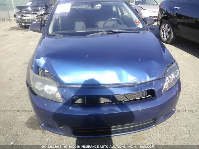 JTKDE167X80250122 - 2008 TOYOTA SCION TC ლურჯი ფოტო 6