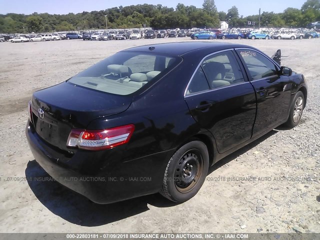 4T1BF3EK5AU104850 - 2010 TOYOTA CAMRY SE/LE/XLE შავი ფოტო 4